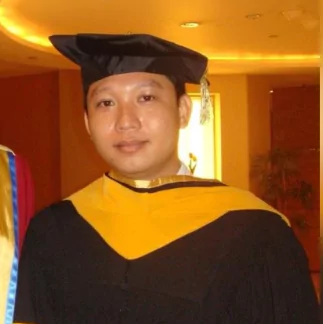 Prof. Dr. Kveng Hong Kao ist Dozent an der ONSITES Graduate School.